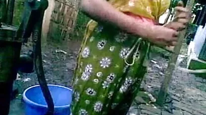 अपने लड़के को उसकी सौतेली सेक्सी फिल्म हिंदी में सेक्सी फिल्म माँ के साथ साझा करें