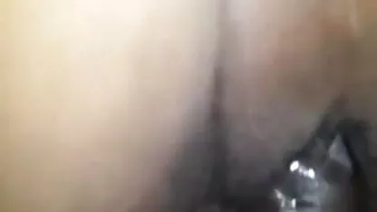 जब वो पीती है, तो उसकी चूत गर्म हो जाती है सेक्सी फिल्म भेजो हिंदी में ...