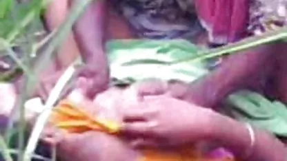 मैंने यह सब अपनी सेक्सी मूवी दिखाइए हिंदी में बहन की कुतिया को दे दिया