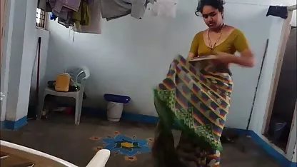 वह गोदाम में बॉस को चोदता है सेक्सी हिंदी में फिल्म