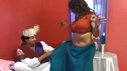 गर्म फुल सेक्सी फिल्में हिंदी में युगल मालिश करने वाले के साथ हवा करते हैं