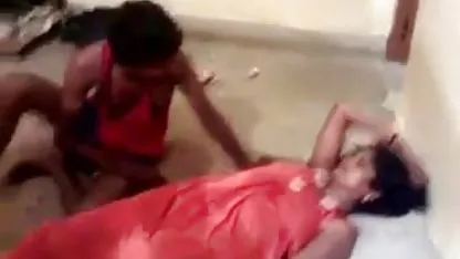 वे पड़ोसी को सेक्सी फिल्म हिंदी में मूवी स्तन के साथ हवा में प्राप्त करते हैं