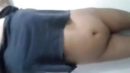 मेरी सेक्सी वीडियो फिल्म हिंदी में दादी को मेरे साथ एक वीडियो रिकॉर्ड करने के लिए प्रोत्साहित किया जाता है