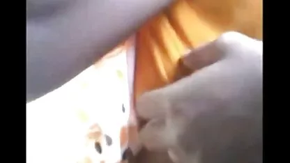 मैंने माँ को सेक्सी पिक्चर दिखाएं वीडियो में पेटी के साथ चोदा