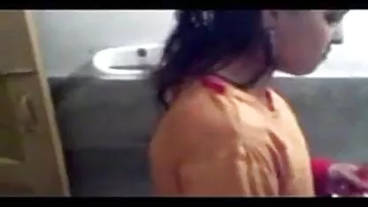 अपने लड़के को उसकी माँ को सेक्स सेक्स सेक्स फिल्म वीडियो में हिलाने दो