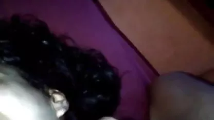वेलेंटीना नप्पी ने अपने शरीर पर एक काला प्लग लगाया सेक्सी पिक्चर फिल्म हिंदी में
