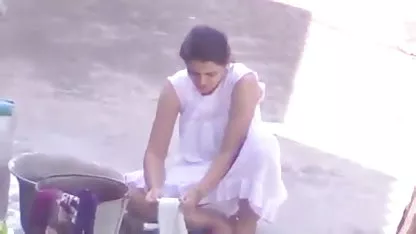 कुतिया को मुर्गा की सेक्सी फिल्म हिंदी में वीडियो फिल्म सवारी करना पसंद है