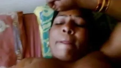 मेरे दोस्त की माँ एक बड़ा जवान लंड सेक्सी सेक्सी फिल्म हिंदी में चाहती है