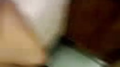 गोरा उसके प्रेमी की पूंछ का सेक्सी फिल्म दिखाएं वीडियो में दीवाना है