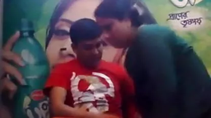 'एरेस ज़ोरा' की गाथा सेक्सी बीएफ फिल्म हिंदी में के लिए जैकलीन खुल्