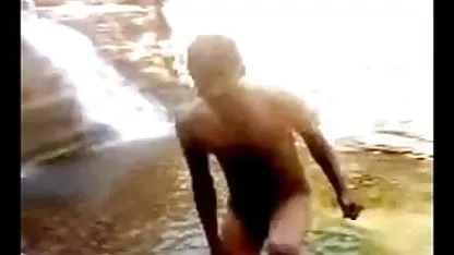 शांत मूवी सेक्सी फिल्म वीडियो में बेटी, मैं तुम्हें कैसे चोदना सिखाता हूँ