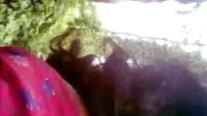 अपने पति का उसकी चूत का हस्तमैथुन करने ब्लू फिल्म सेक्सी वाली हिंदी में का इंतज़ार करें