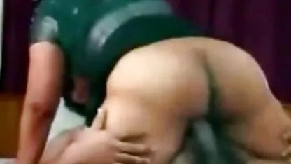क्लारा दो दोस्तों द्वारा गड़बड़ सेक्सी फिल्म हिंदी में फुल है