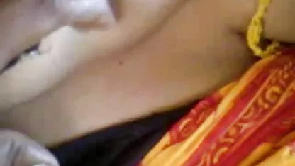 शॉवर में दो बड़े सेक्स फिल्म वीडियो वीडियो में स्तन के साथ कमबख्त