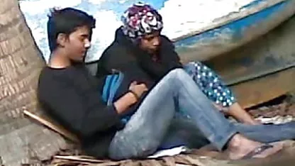 मैं मालिश करने वाले के साथ शॉवर में मिलता हूं हिंदी में सेक्सी पिक्चर मूवी ..