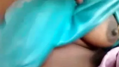पोप अपनी इंग्लिश पिक्चर हिंदी में सेक्सी बेटी की कुतिया को चोदता है