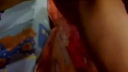 उसे सेक्सी पिक्चर ब्लू वीडियो में आराम से चोदने के लिए अपने प्रेमी को बुलाओ