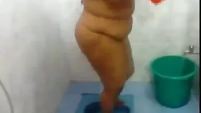 सभी चौकों फिल्म सेक्सी वीडियो में और मुश्किल पंप पर!